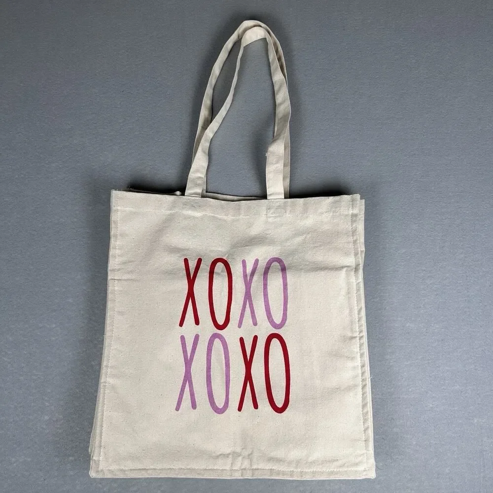 Large cotton Canvas tote bag XOXO design w/ 6 large pockets inside